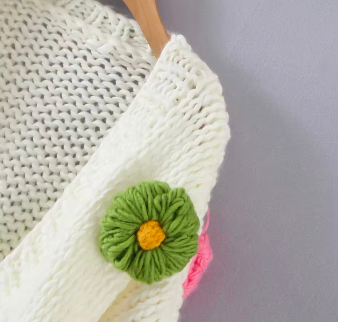 Big chunky flower knitted sweater